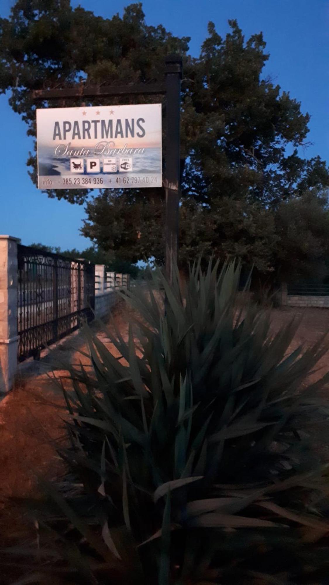 Apartments Santa Barbara Biograd Na Moru Buitenkant foto